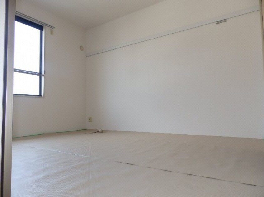  三幸ハイツ御薗Ａ棟