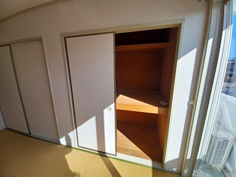 別部屋反転写真です ネオハイツオークＣ棟