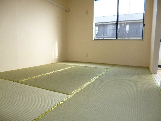  サンハイツ南山 Ａ
