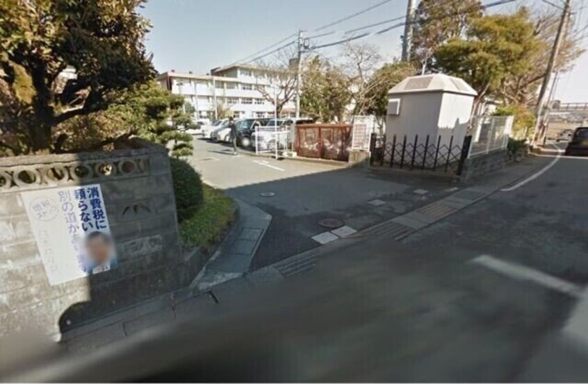 伊勢市立城田小学校(小学校)まで806m ＳＵＮＳＥＴ　ＲＯＵＧＥ　Ａ棟