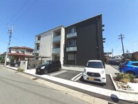 シャーメゾンステージ船江