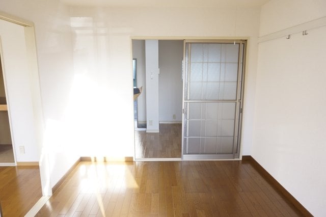  メゾンパレスパート１