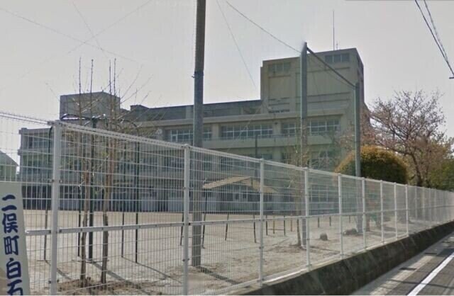 伊勢市立中島小学校(小学校)まで729m 宮川ハイツ