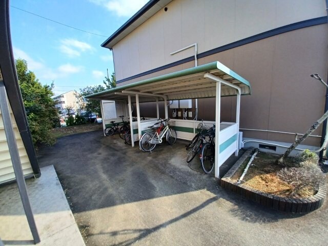  Ａｘｉｓ．Ｍ　Ａ