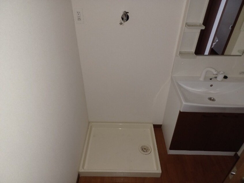 同型反転参考写真 ウィンフィールドＡ棟