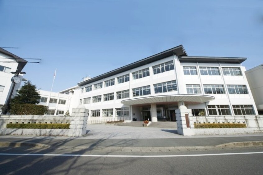 伊勢市立五十鈴中学校(中学校/中等教育学校)まで1000m 大海ハイツ