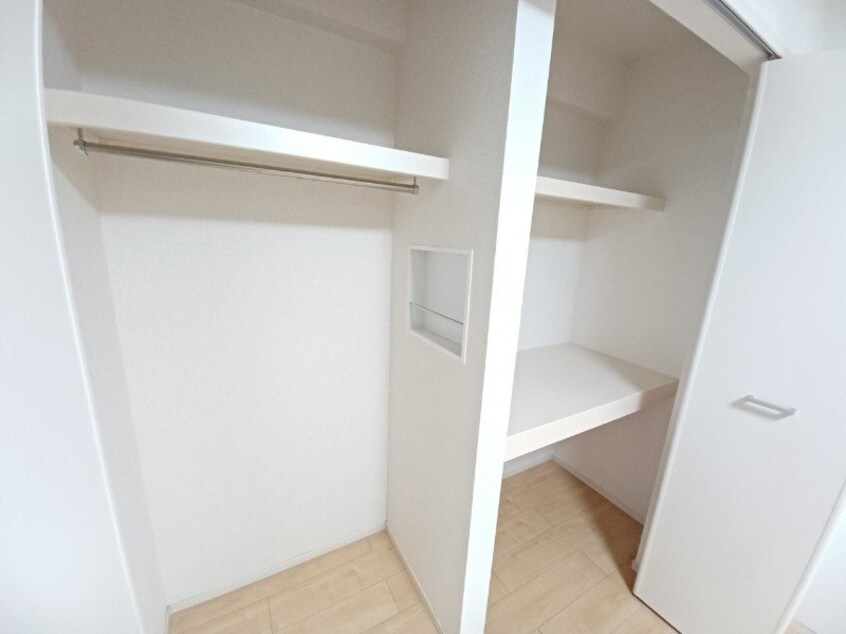 別部屋反転参考写真 リバーヴィレッジⅡ