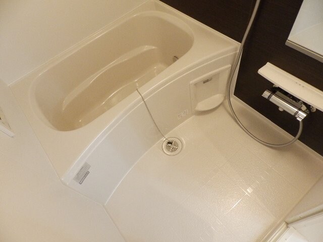  コリーヌ日永西　B