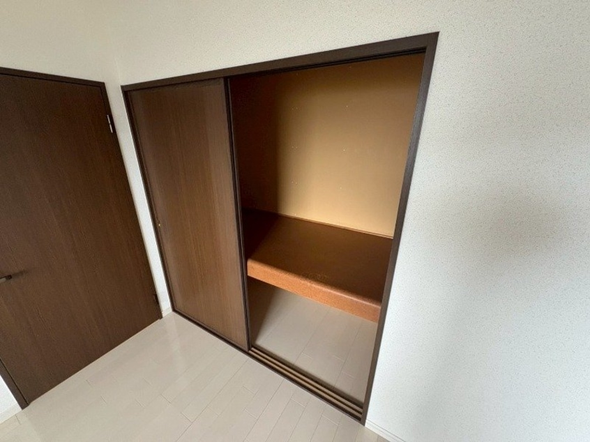  プロミネント四日市