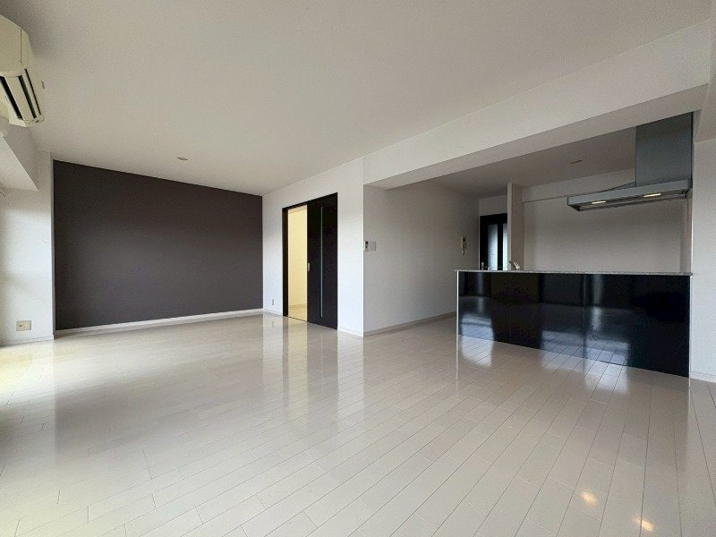  プロミネント四日市