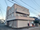 日永久志本ビルの外観