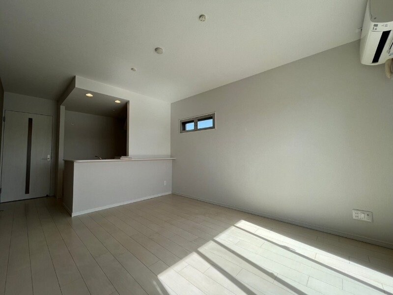 同型参考写真 ファーランジュ四日市