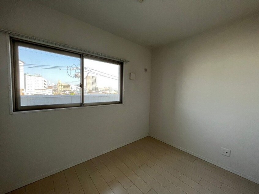 同型参考写真 ファーランジュ四日市