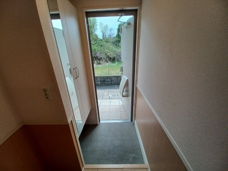 同型反転参考写真 エルグランデ