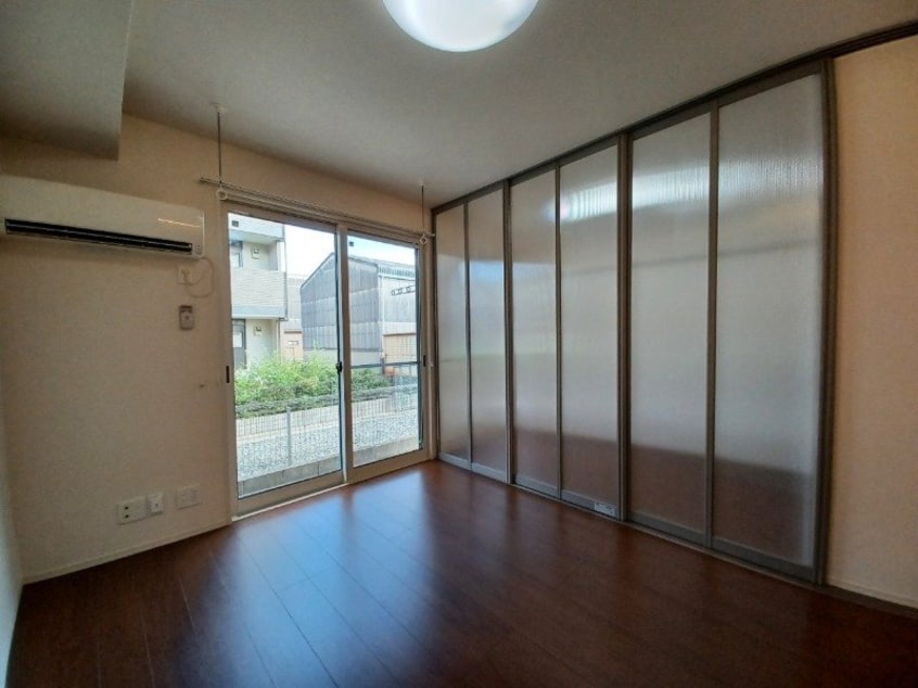 同型参考写真 Ｔｅｔｒｅ Ｒｏｕｇｅ