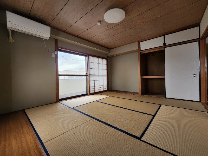  トランプコート四日市