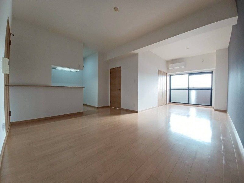  プロミネント四日市