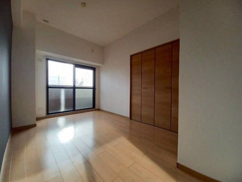  プロミネント四日市