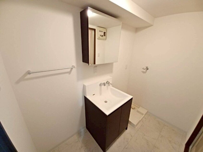  プロミネント四日市