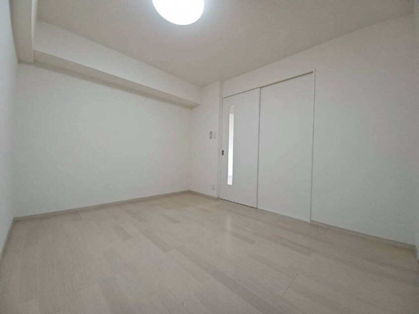  プロミネント四日市