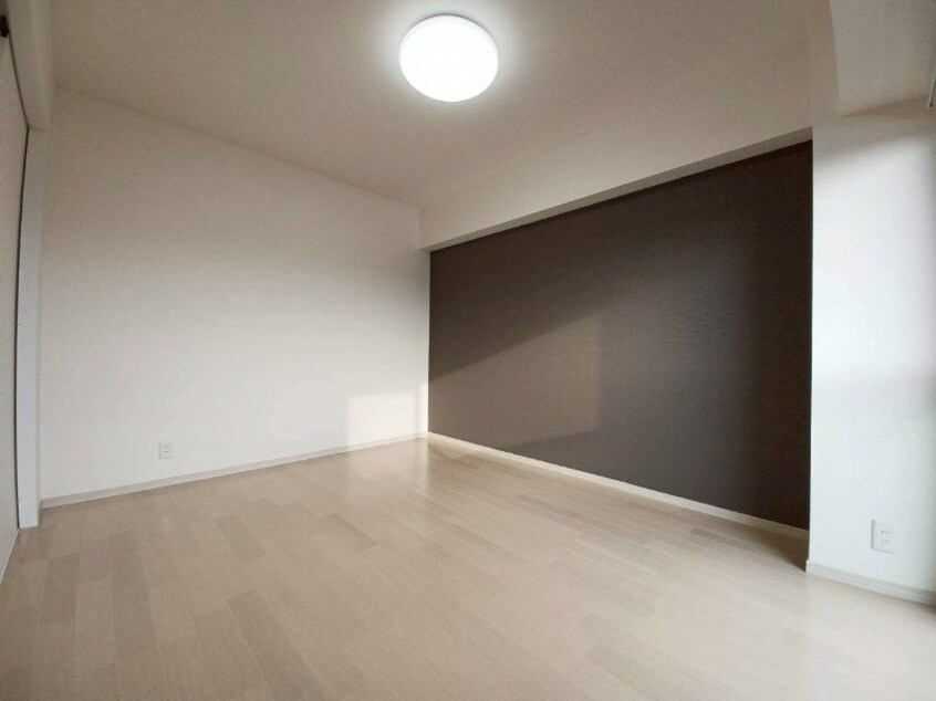  プロミネント四日市