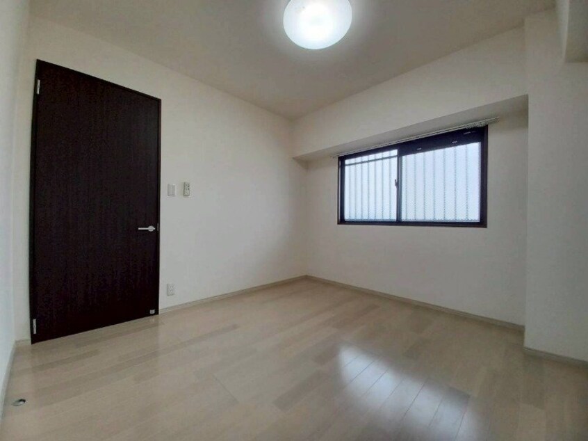  プロミネント四日市