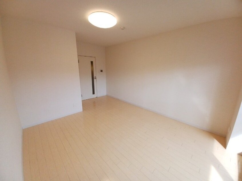 同型参考写真 Ｓ－ＦＯＲＴ四日市西新地