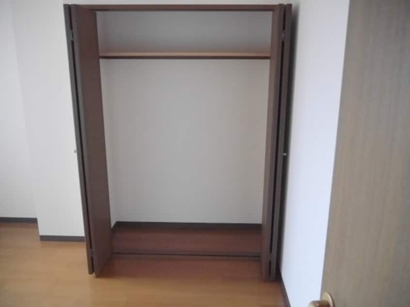  プラムスクエア