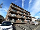 ファミール西浜田 南館の外観