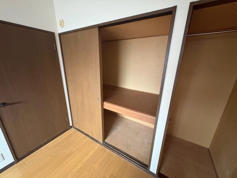  ファミール西浜田 南館