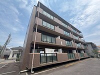 ファミール西浜田 北館