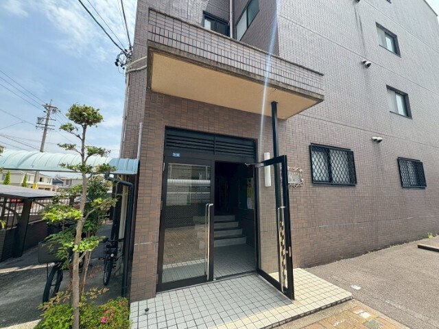  ファミール西浜田 北館