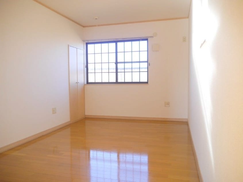  プラッサムコート日永　C棟