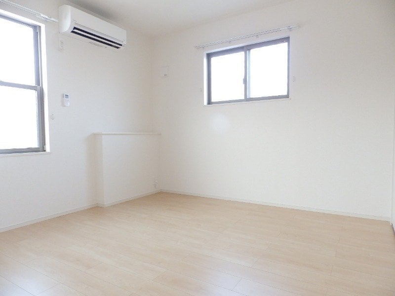 別部屋画像参考 ストロベリー　ライズ