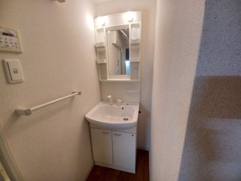  Ｓ－ＦＯＲＴ四日市西新地