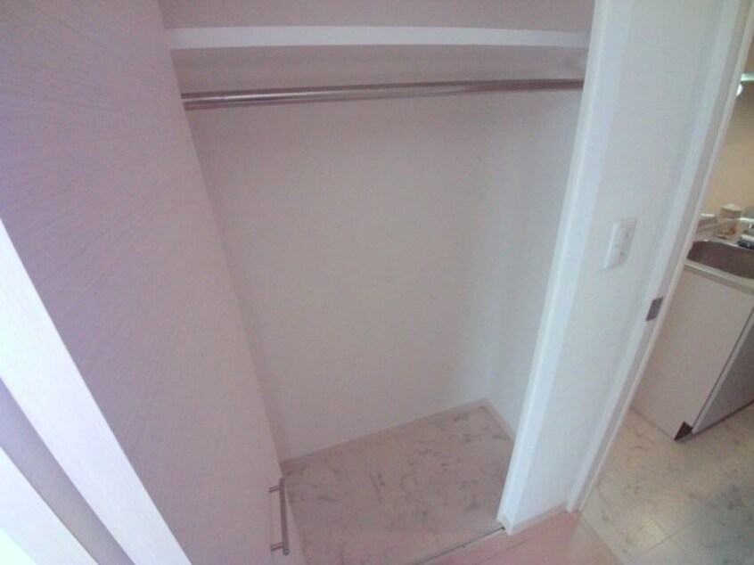 同物件別部屋の写真 エスティメゾン鵜の森