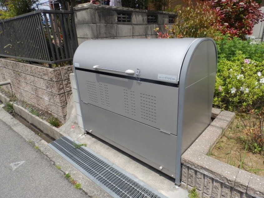  ｉＺｍ　ＨＩＮＡＧＡ　Ａ棟