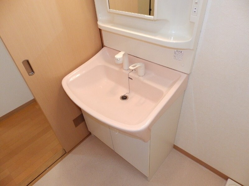  ｉＺｍ　ＨＩＮＡＧＡ　Ａ棟