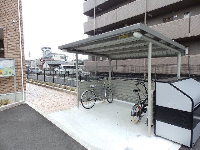  オーキッド日永