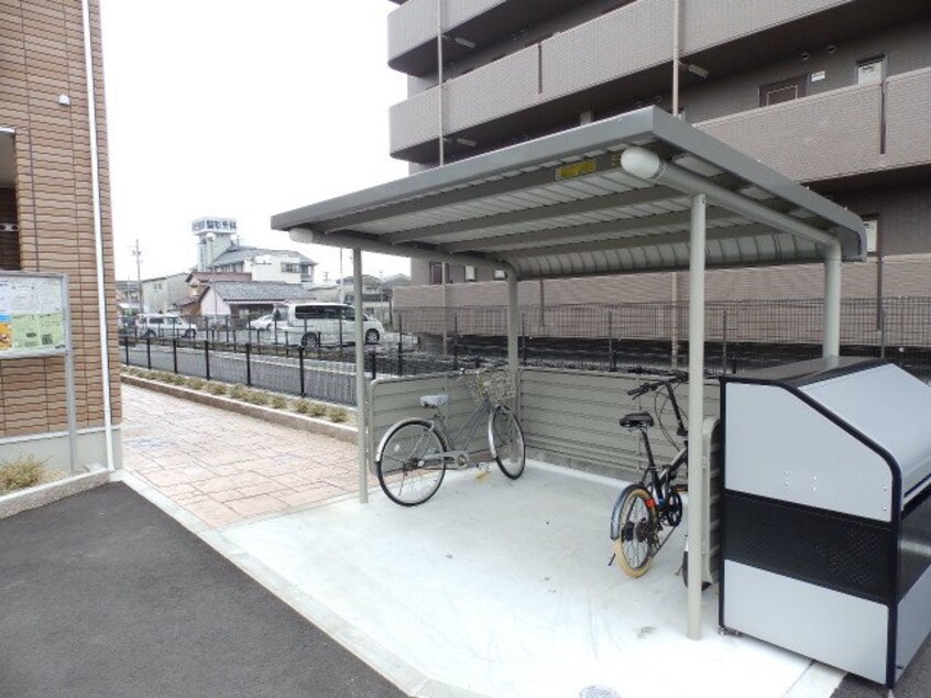  オーキッド日永