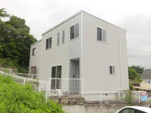 ツインハウス　A