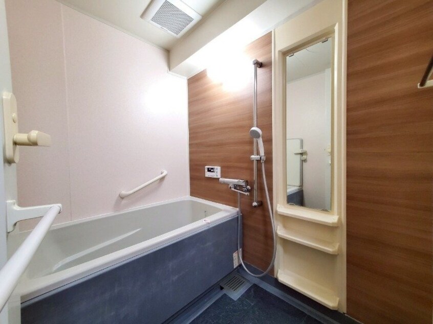  ライオンズマンション四日市　504号室