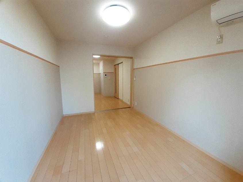 同物件別室の画像です エミーナ泊山