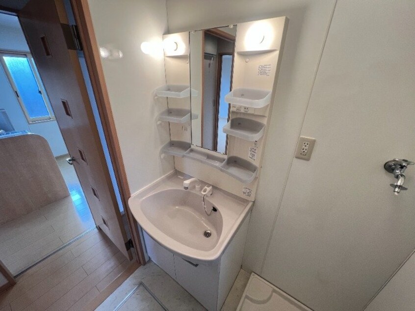 同物件別部屋参考写真です。 グランドソレーユ　A