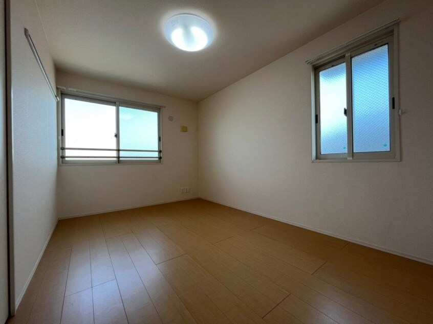 同物件別部屋反転タイプ フィオーレ堀木