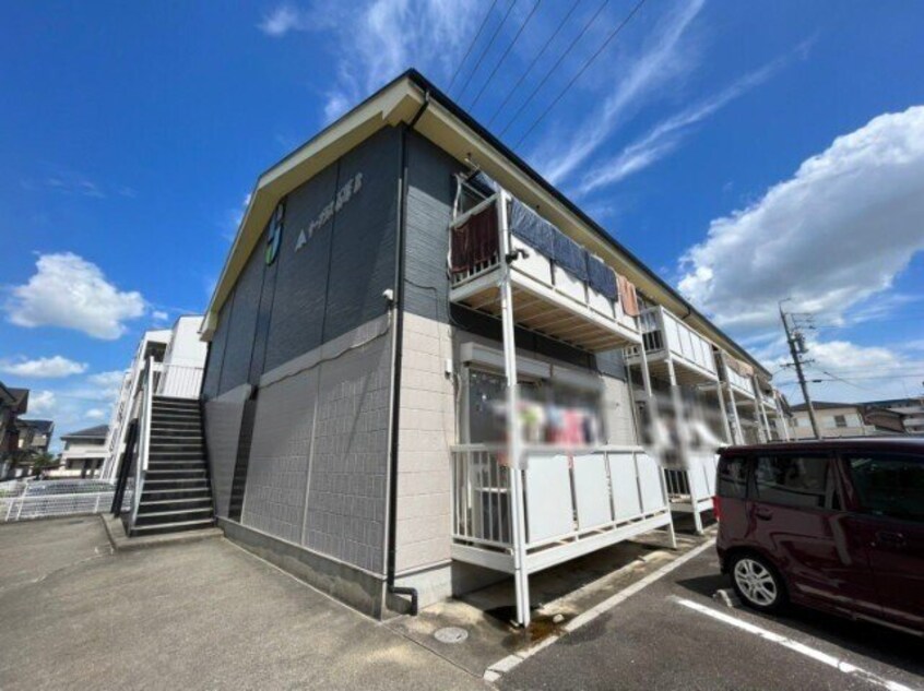  サープラス石塚Ａ