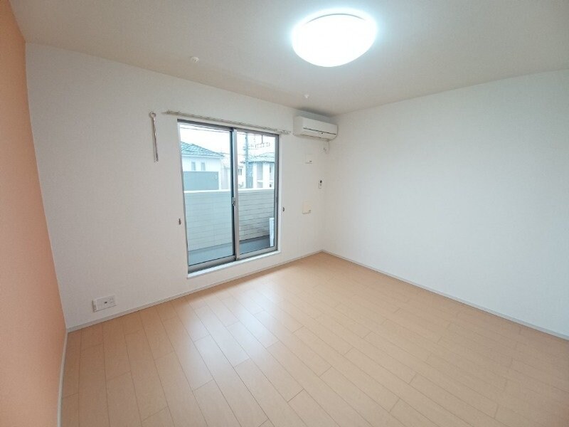 同型参考写真 Ｈ・ＰＬＡＣＥ