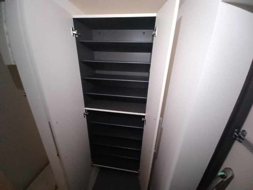 同物件別部屋反転タイプ カームタウン