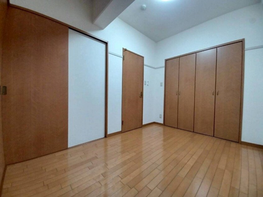  四日市エンブルコート