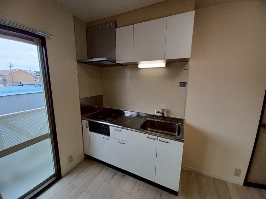  ファミール西日野　B棟